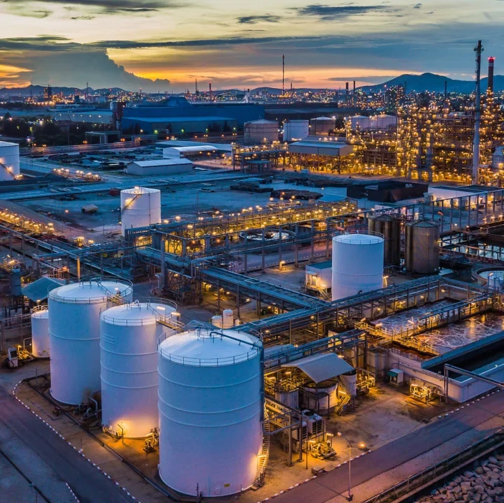 IndustrialAssetManagement_184710525.1280